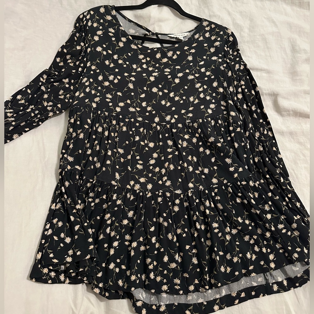 Flowy American Eagle Long Sleeve Breathable Blouse